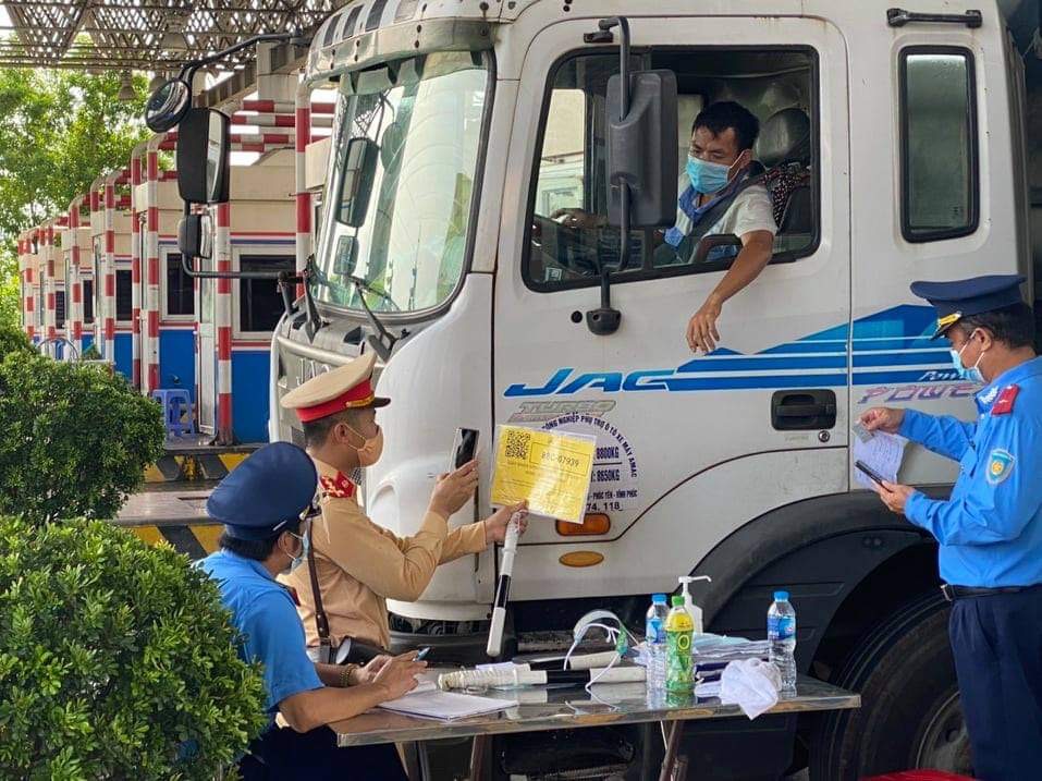 Xử lý nghiêm hành vi đưa người né chốt kiểm dịch